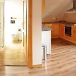 Uhliská A Depandance Gazdovský Dom Nemšová