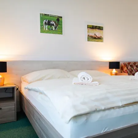 Uhliská A Depandance Gazdovský Dom Casa de hóspedes 3*